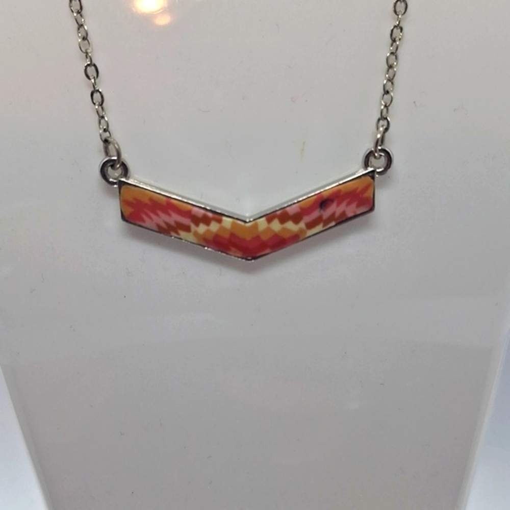 JilZarah chevron  silver necklace  14"